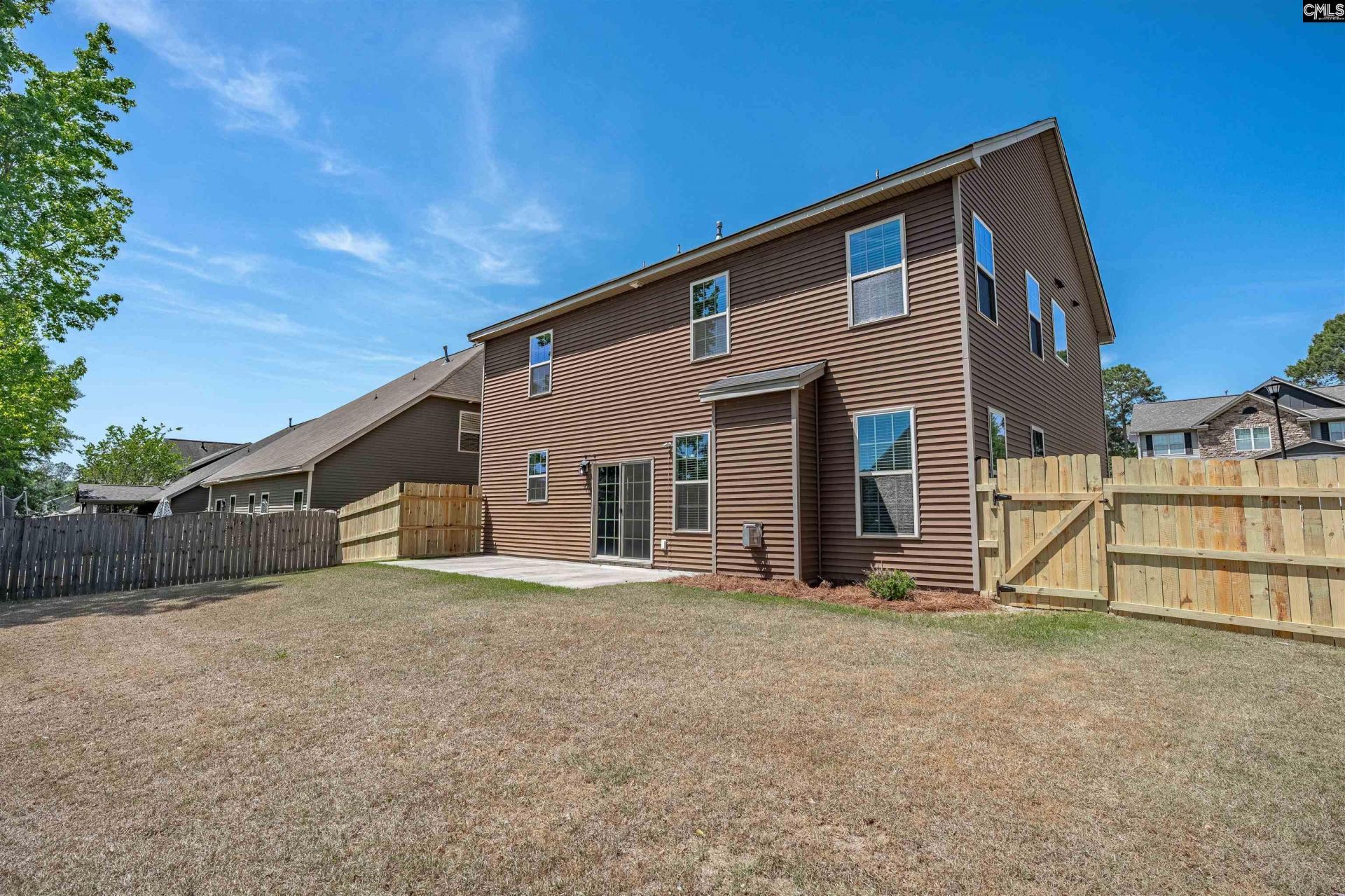 139 Bonhill Dr Photo 32