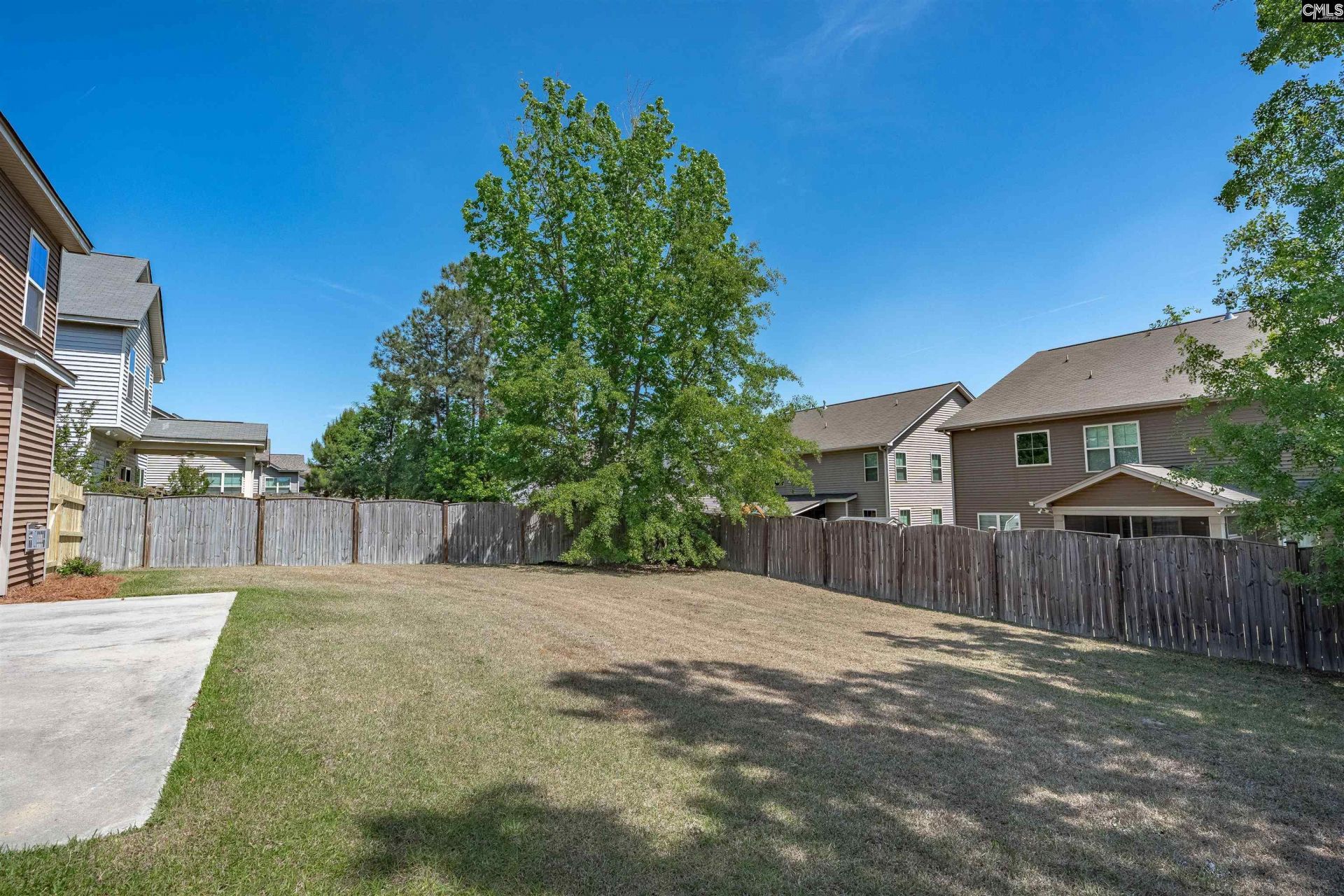 139 Bonhill Dr Photo 33
