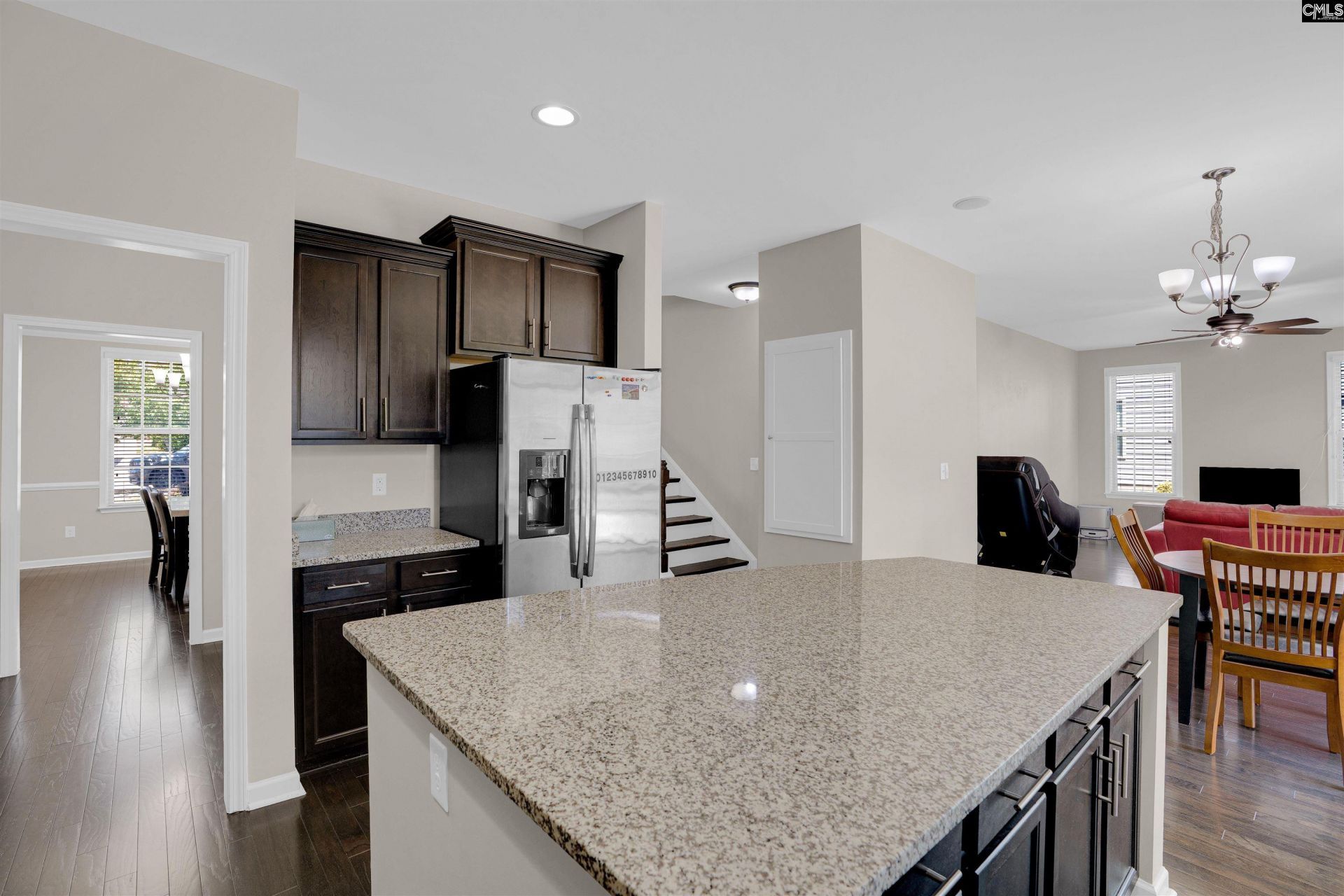 139 Bonhill Dr Photo 8