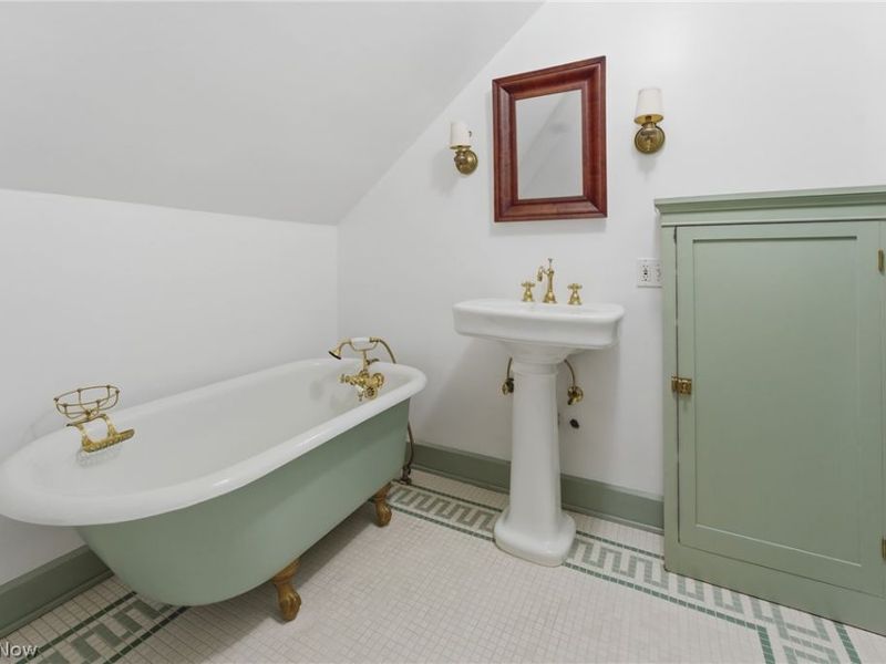 160 Oakdale Avenue, Akron, OH 44302 Photo 32