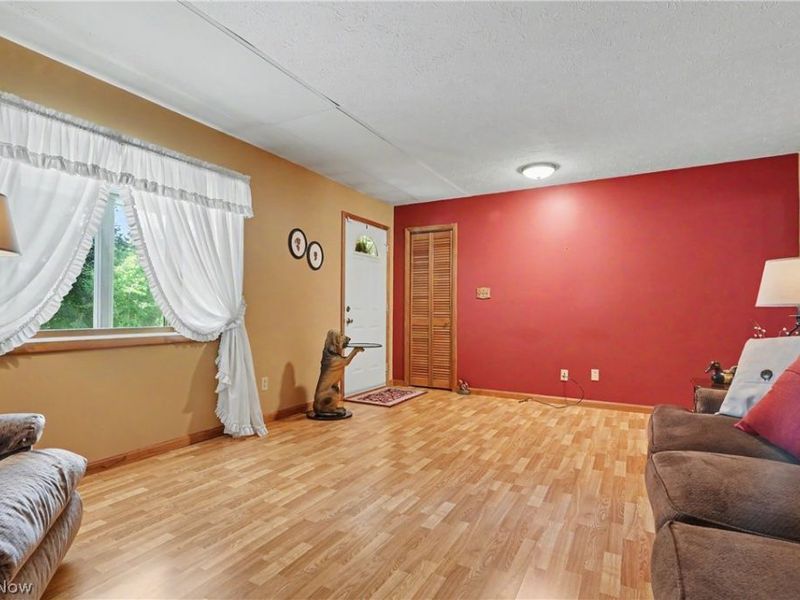9112 New Road , North Jackson, OH 44451 Photo 6