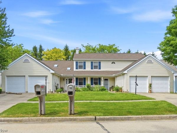 20878 Sun Meadow Trail , Strongsville, OH 44149
