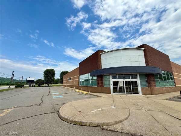 1600 Main Street, Follansbee, WV 26037