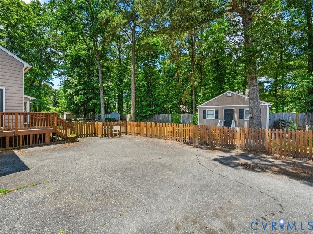 10167 Drawbridge Court Mechanicsville, VA 23116
