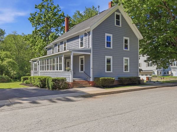 24-26 Thompson Street, Amesbury, MA 01913