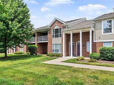 16440 Dominion Drive , Macomb Twp, MI 48044