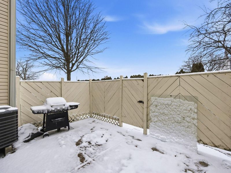 5258 Captains Court , Columbus, OH 43220 Photo 34