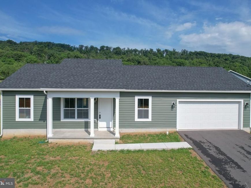 147 Greg Drive, Berkeley Springs, WV 25411 Main Photo