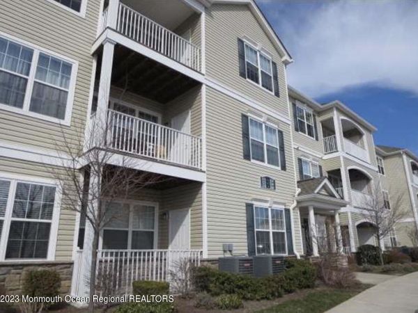 314 Mill Pond Way, Eatontown, NJ 07724