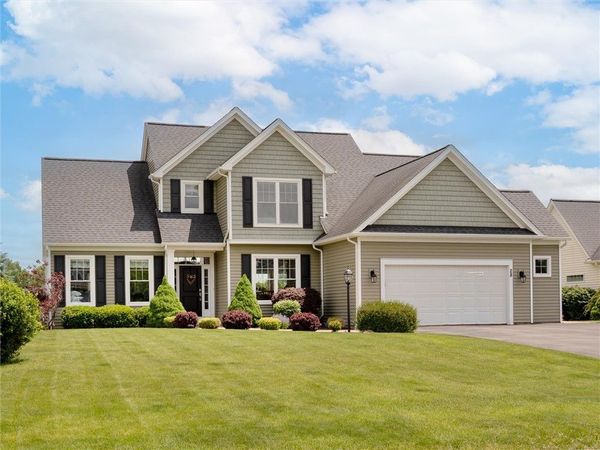 28 Copper Beech , Fairport, NY 14450