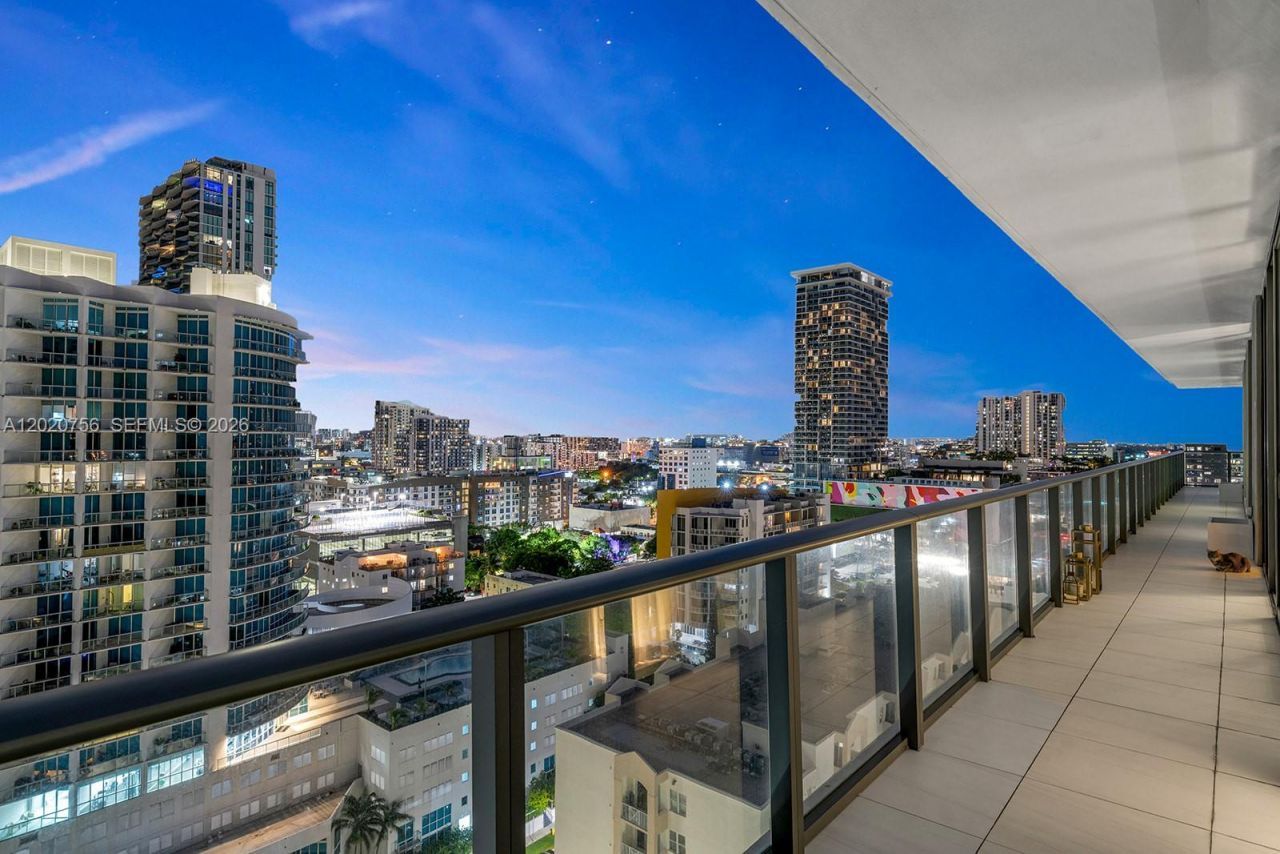 480 NE 31st St , Unit 1701, Miami, FL 33137 Photo