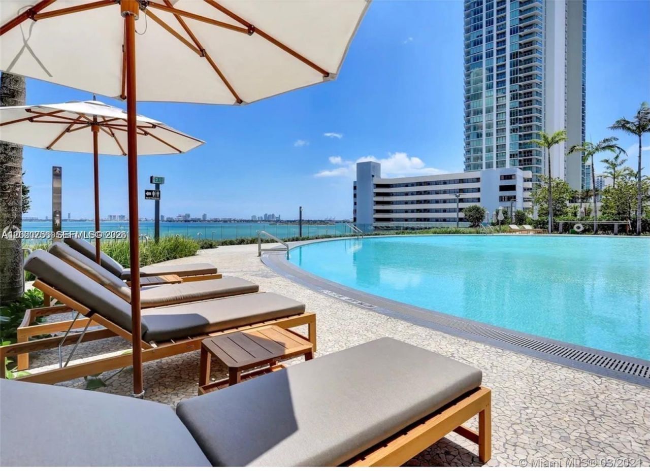 480 NE 31st St , Unit 1701, Miami, FL 33137 Photo