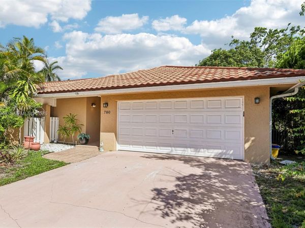 7160 NW 4th Ave , Boca Raton, FL 33487