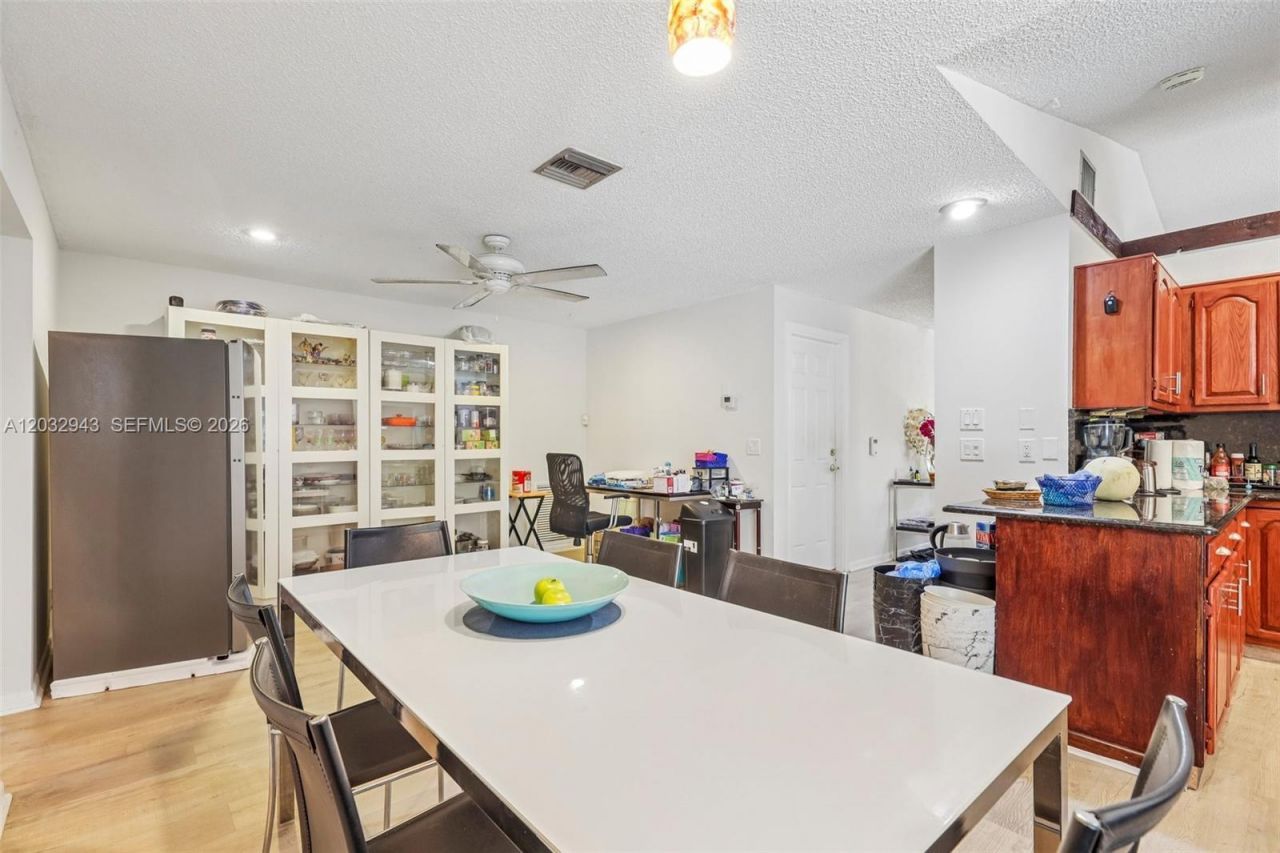 7160 NW 4th Ave , Boca Raton, FL 33487 Photo