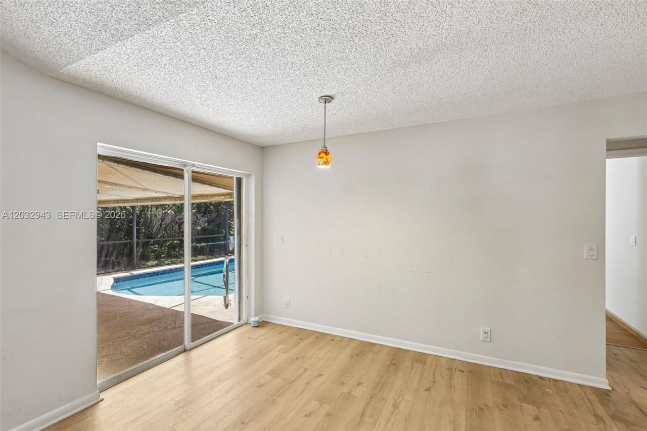7160 NW 4th Ave, Boca Raton, FL 33487 Photo