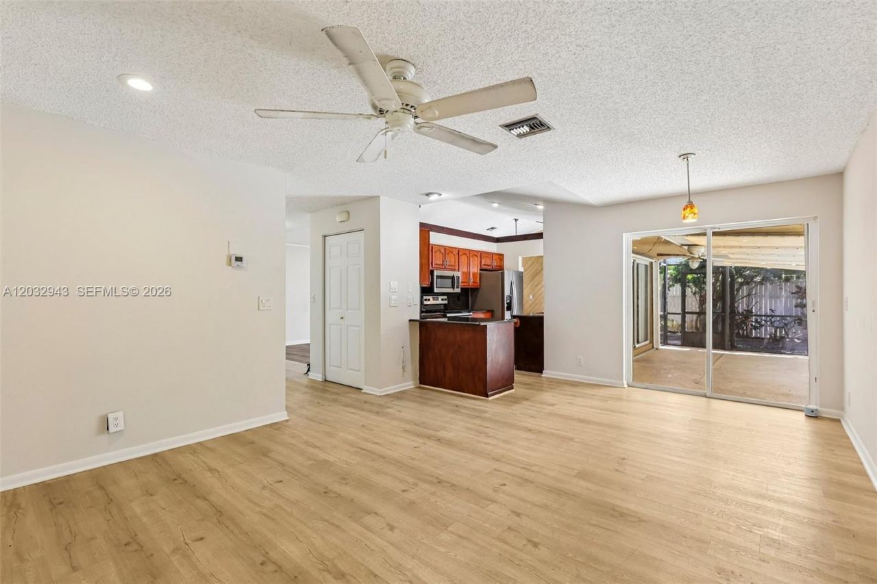 7160 NW 4th Ave, Boca Raton, FL 33487 Photo