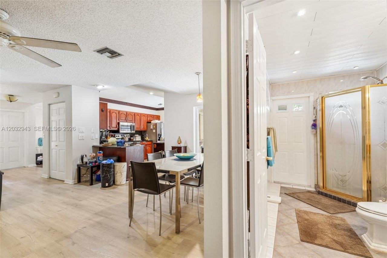 7160 NW 4th Ave , Boca Raton, FL 33487 Photo
