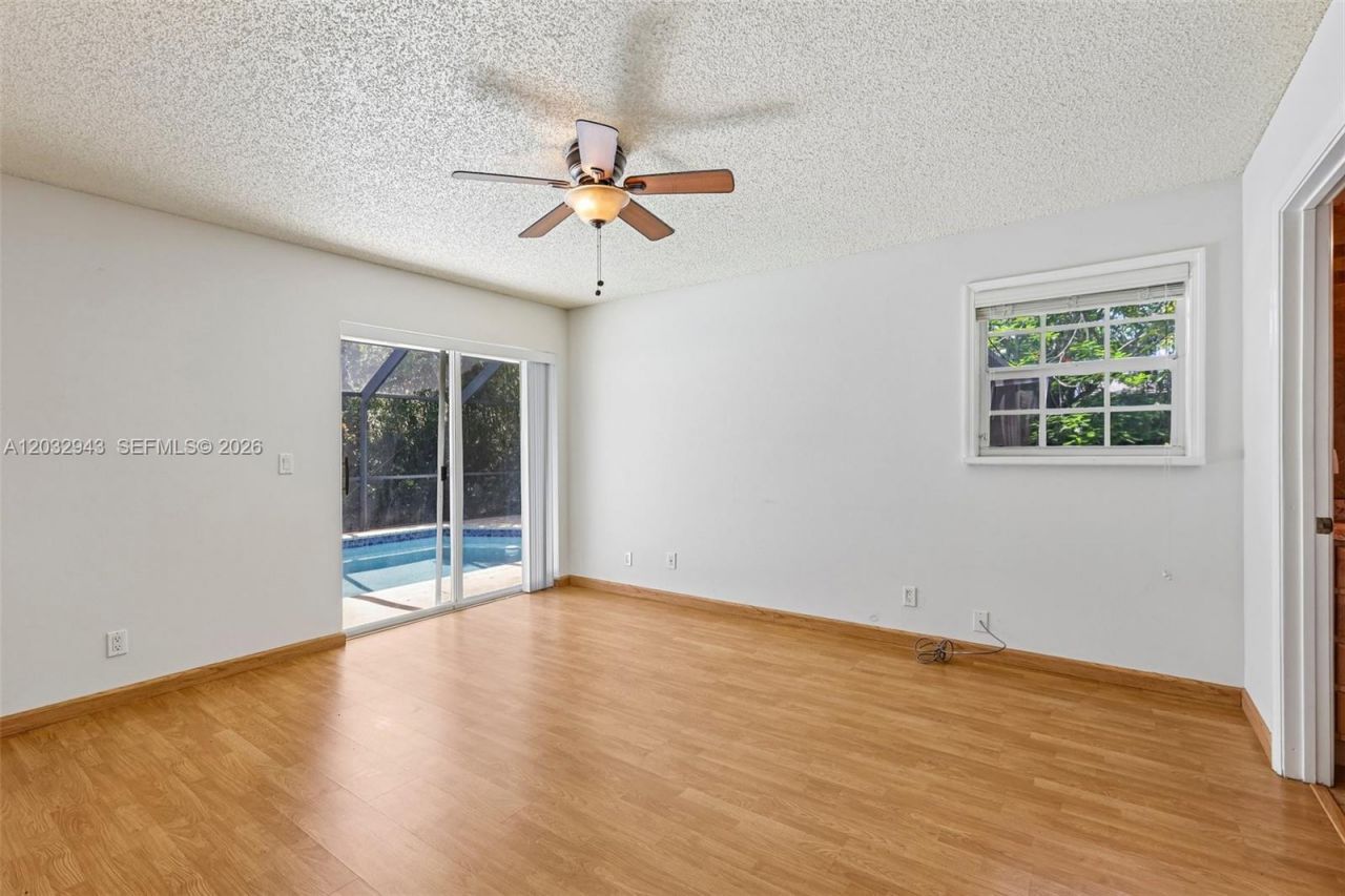 7160 NW 4th Ave, Boca Raton, FL 33487 Photo