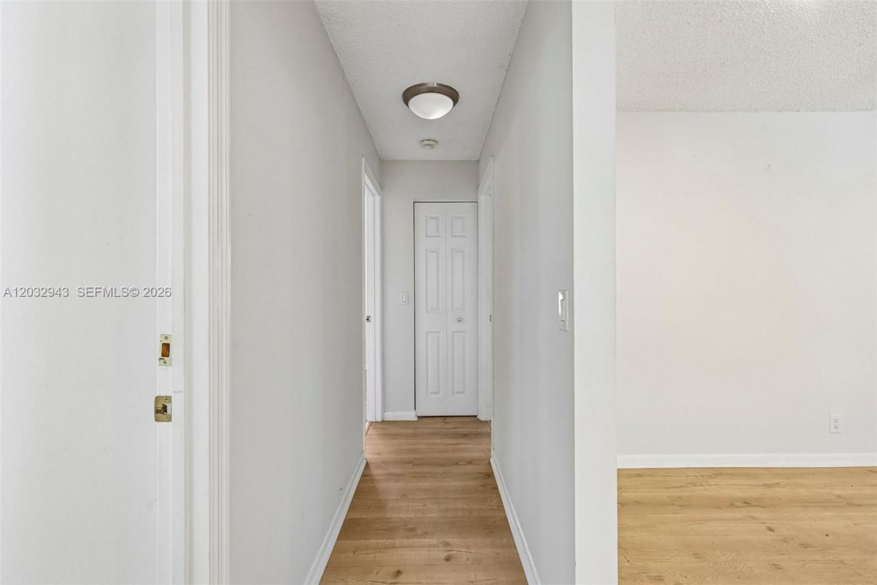 7160 NW 4th Ave, Boca Raton, FL 33487 Photo