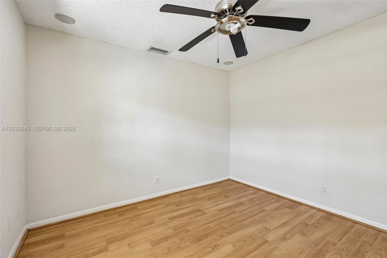 7160 NW 4th Ave, Boca Raton, FL 33487 Photo