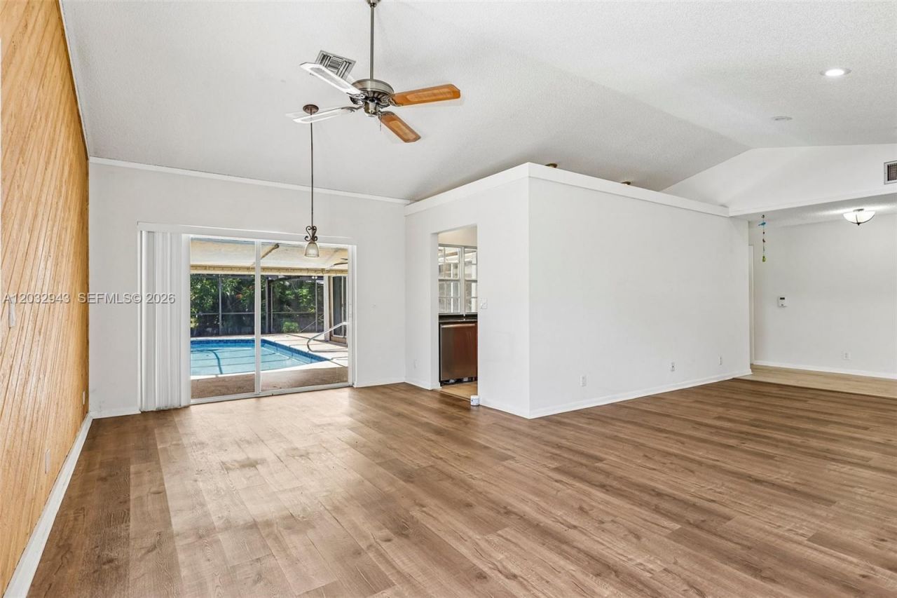 7160 NW 4th Ave, Boca Raton, FL 33487 Photo