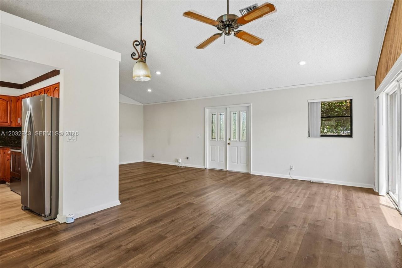 7160 NW 4th Ave, Boca Raton, FL 33487 Photo