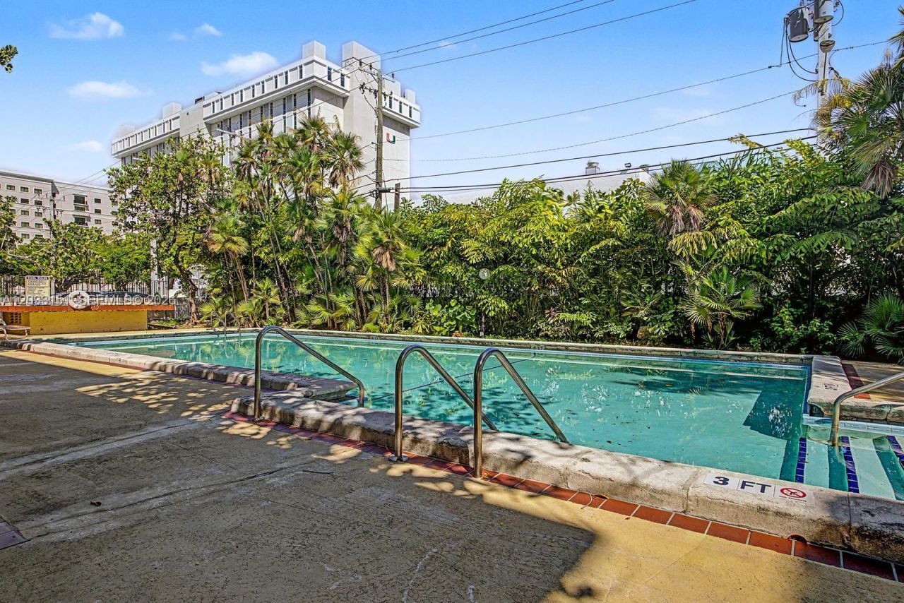 1205 Mariposa Ave , Unit 415, Coral Gables, FL 33146 Photo