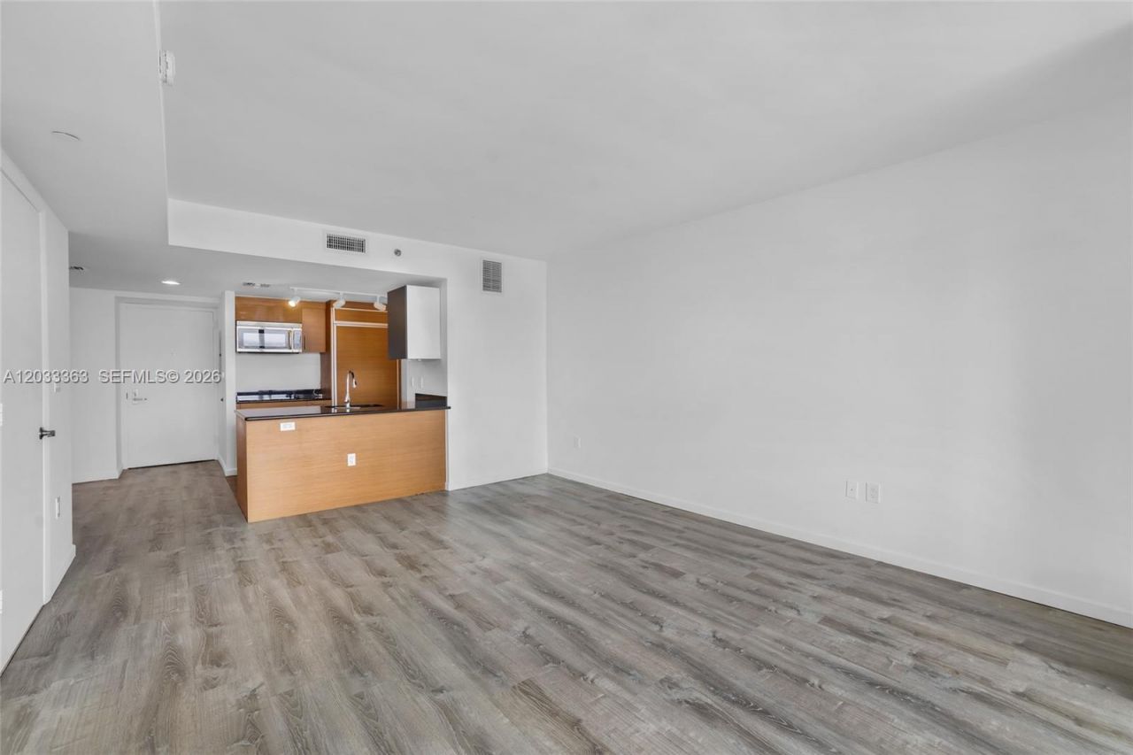 50 Biscayne Blvd , Unit 4307, Miami, FL 33132 Photo