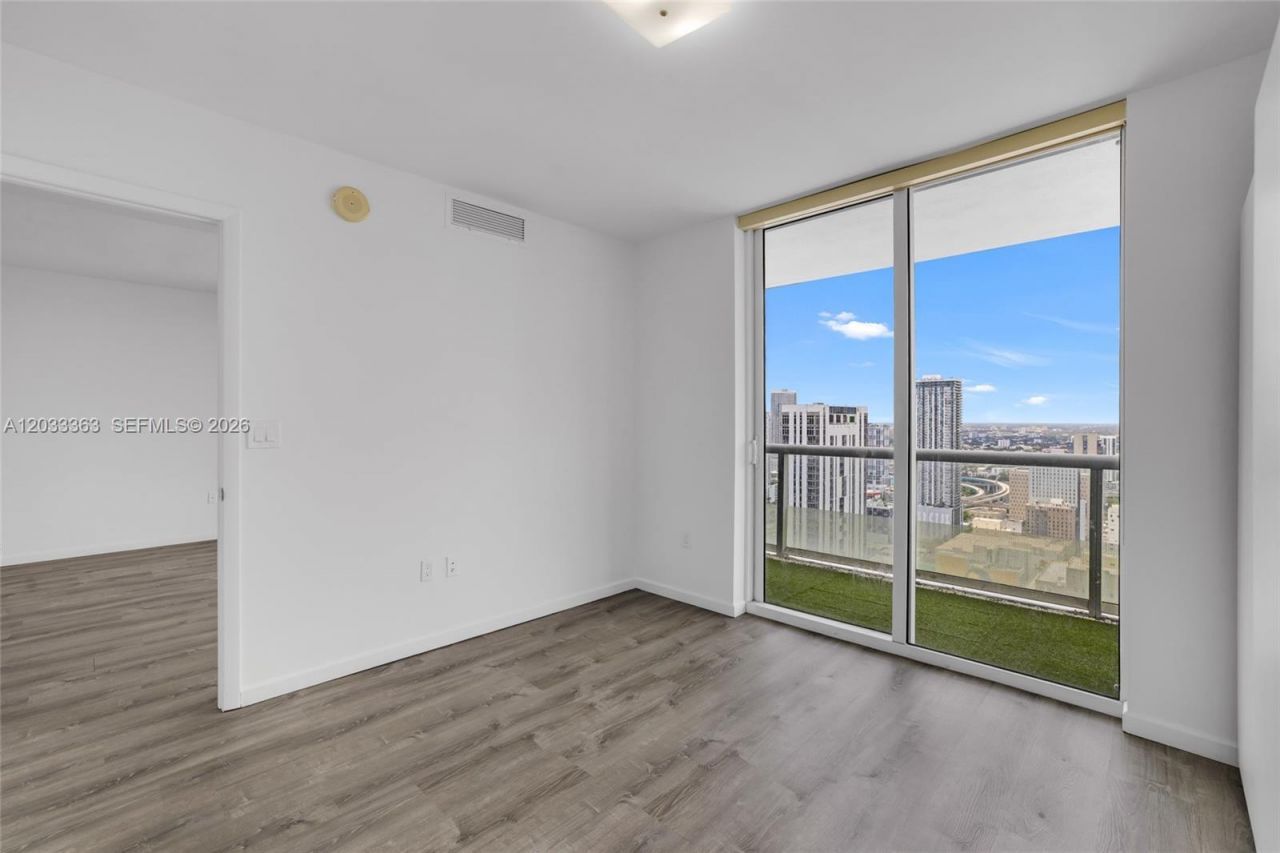 50 Biscayne Blvd , Unit 4307, Miami, FL 33132 Photo