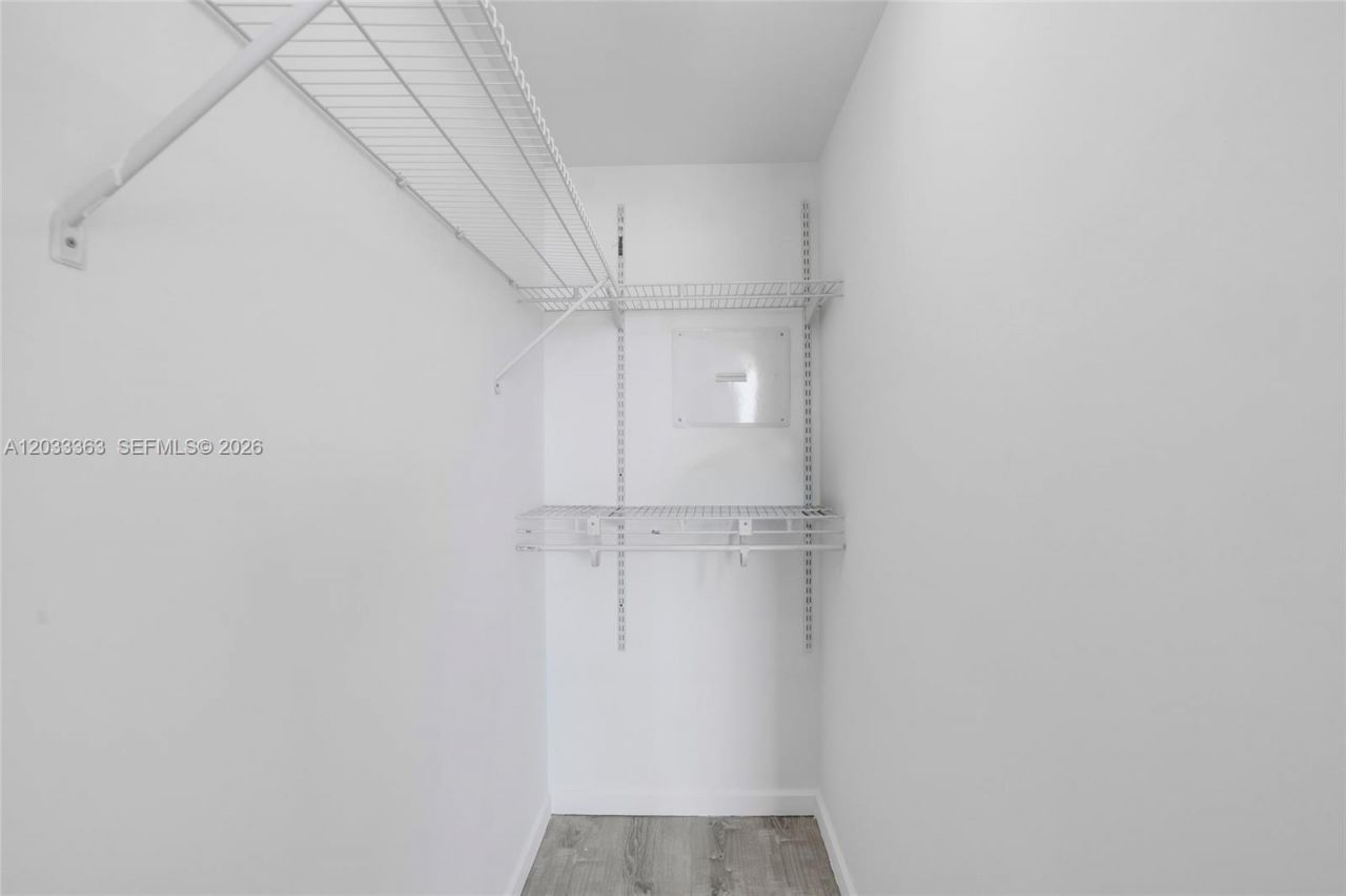 50 Biscayne Blvd , Unit 4307, Miami, FL 33132 Photo