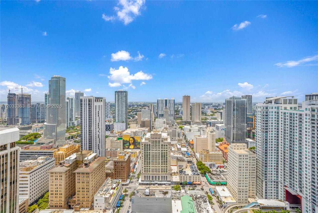 50 Biscayne Blvd , Unit 4307, Miami, FL 33132 Photo