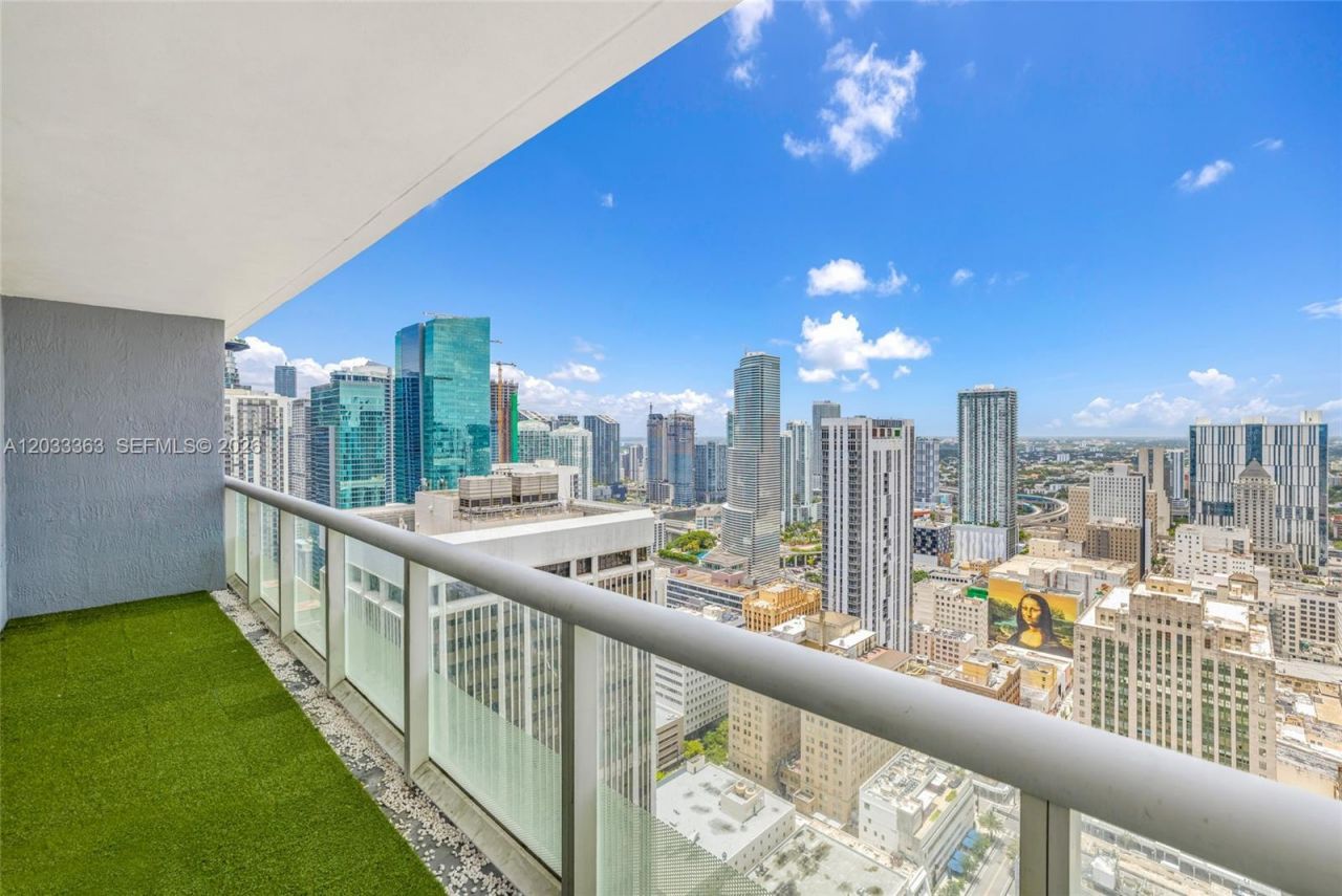 50 Biscayne Blvd , Unit 4307, Miami, FL 33132 Photo