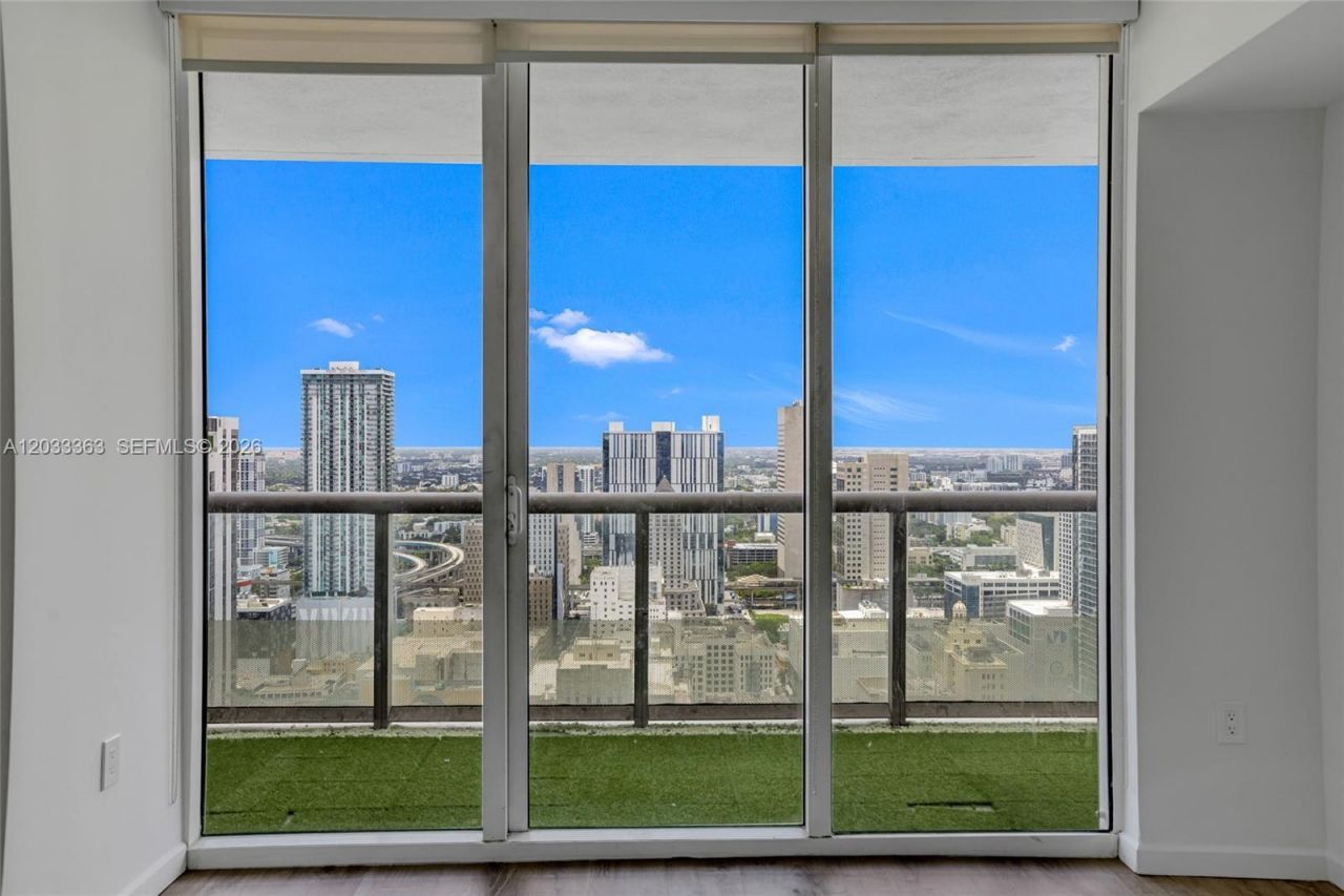 50 Biscayne Blvd , Unit 4307, Miami, FL 33132 Photo