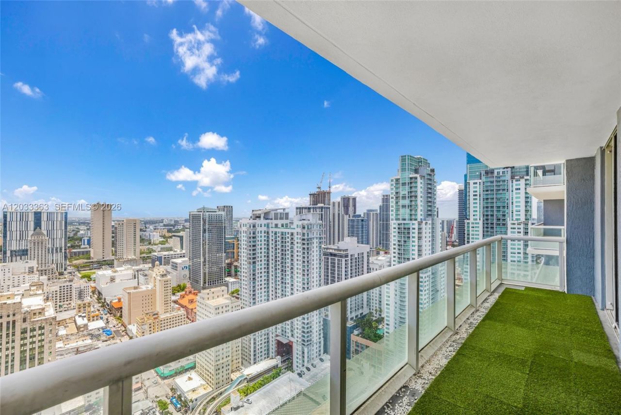 50 Biscayne Blvd , Unit 4307, Miami, FL 33132 Photo