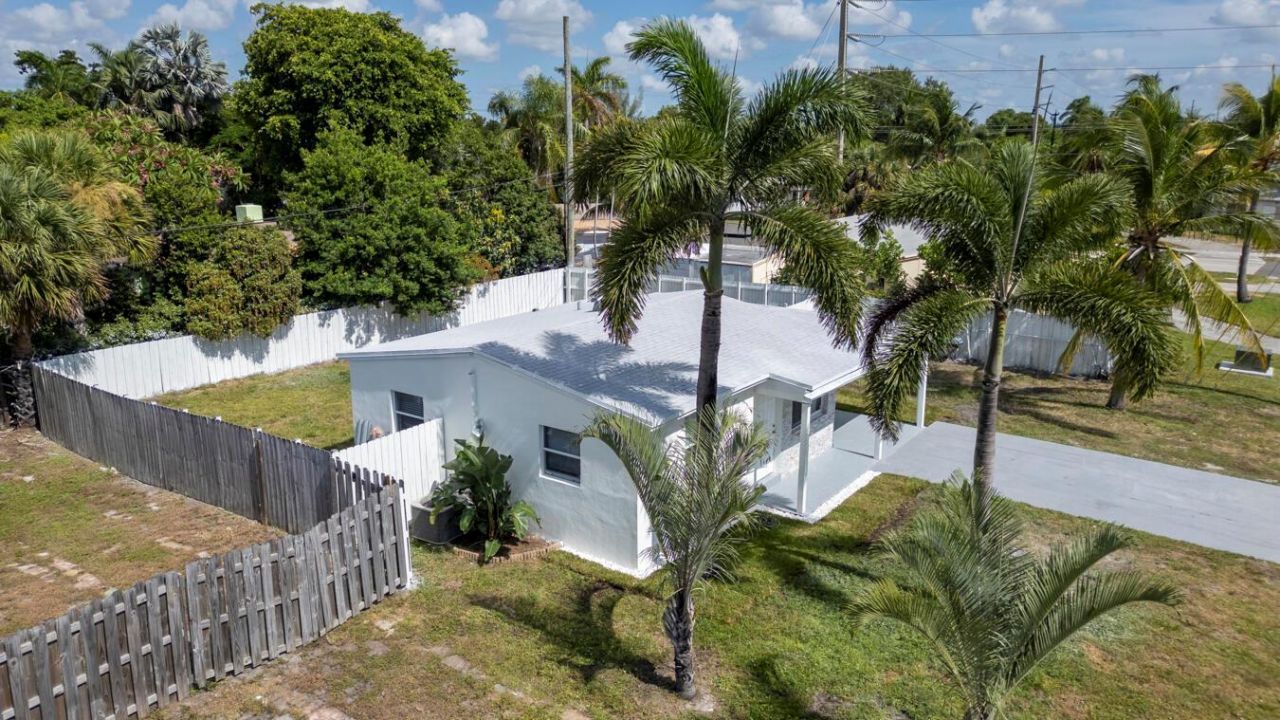 2533 NE 12th Terrace , Pompano Beach, FL 33064 Photo