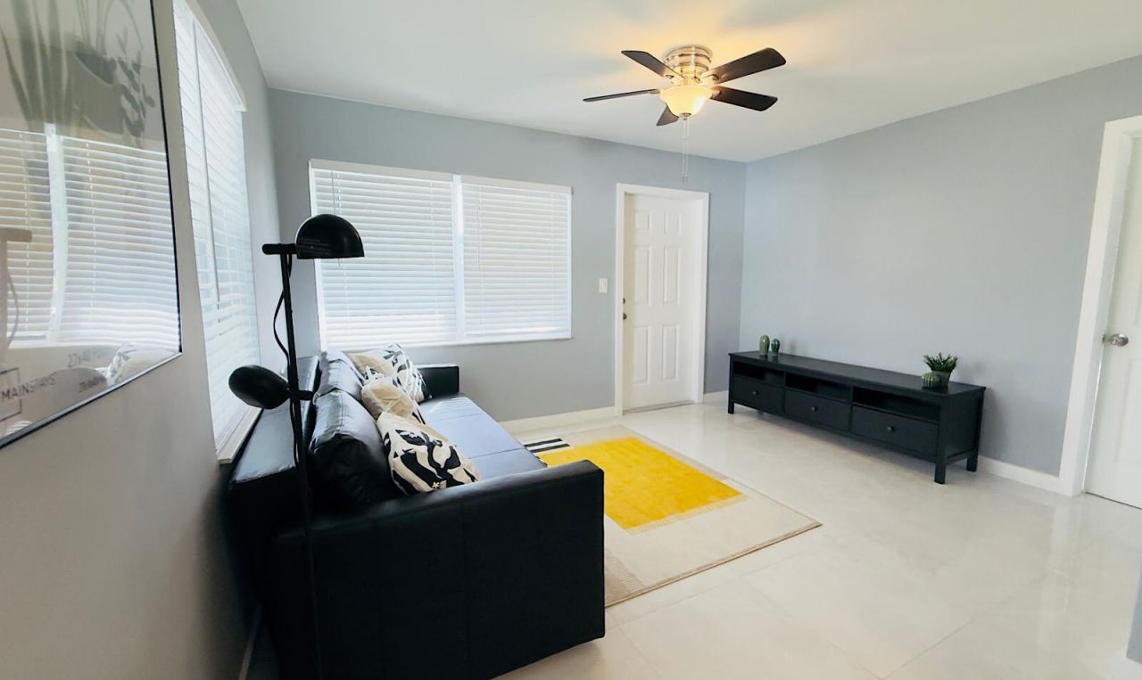 2533 NE 12th Terrace , Pompano Beach, FL 33064 Photo