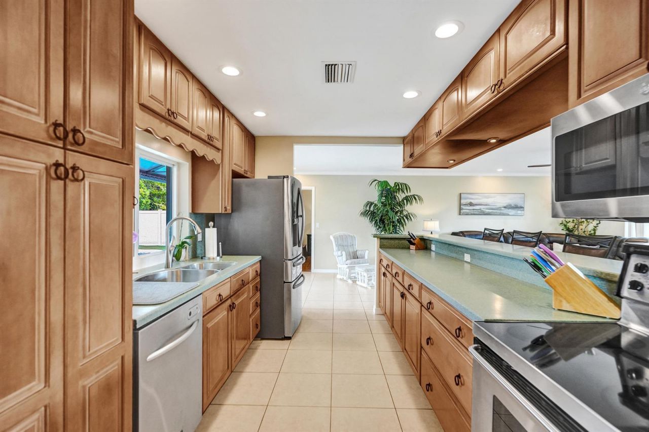 3001 NE 45th Street , Lighthouse Point, FL 33064 Photo