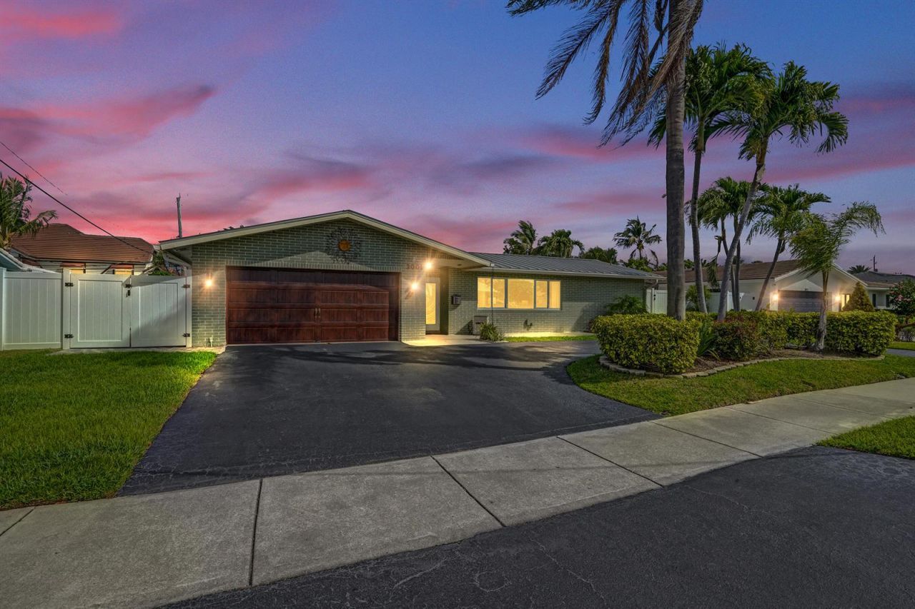 3001 NE 45th Street , Lighthouse Point, FL 33064 Photo