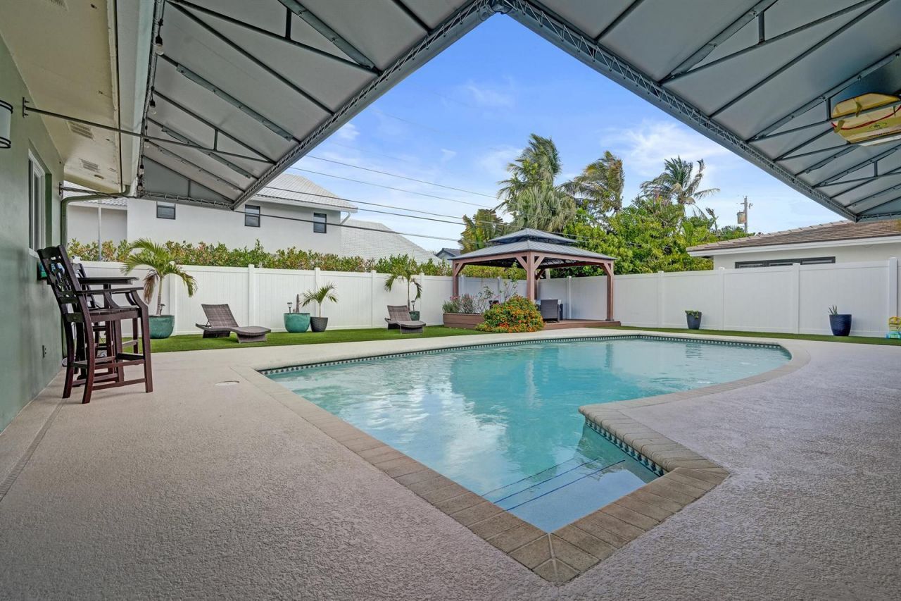 3001 NE 45th Street , Lighthouse Point, FL 33064 Photo
