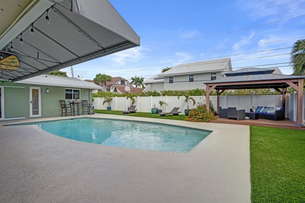 3001 NE 45th Street , Lighthouse Point, FL 33064 Photo
