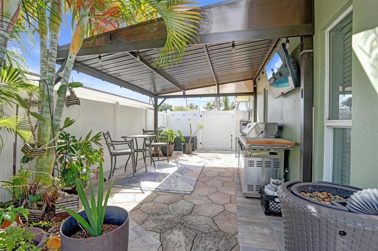 3001 NE 45th Street , Lighthouse Point, FL 33064 Photo