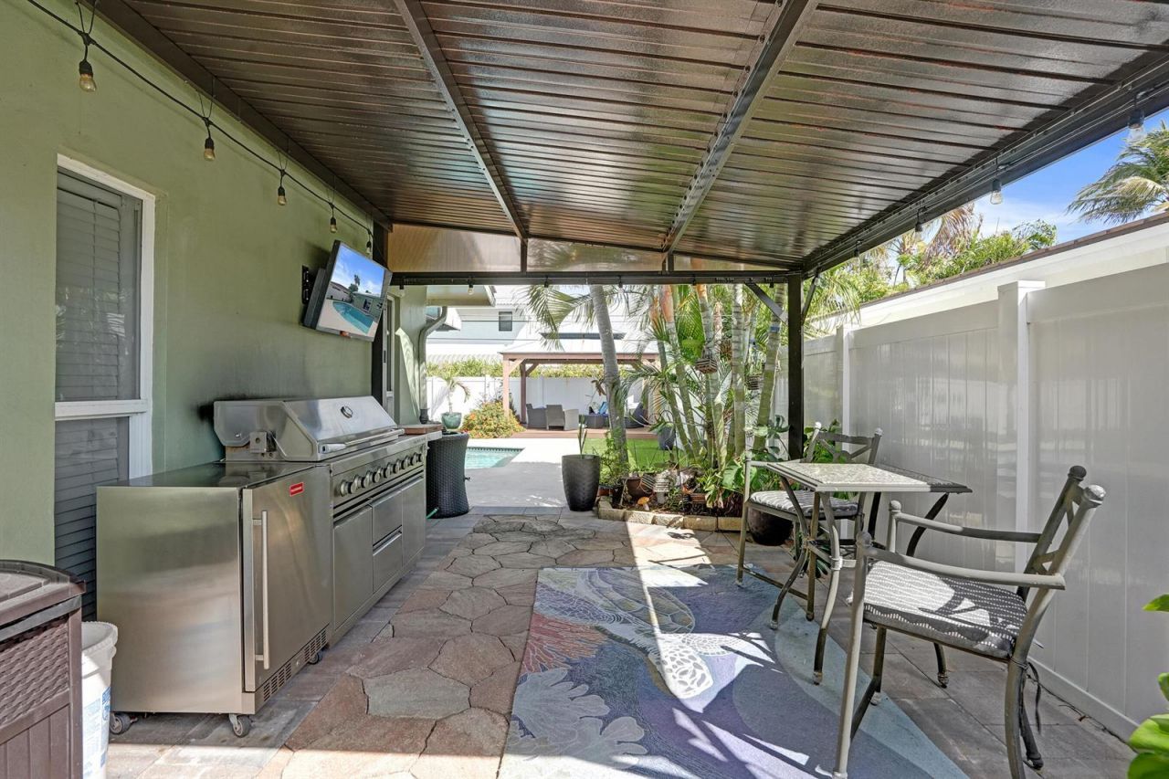 3001 NE 45th Street , Lighthouse Point, FL 33064 Photo
