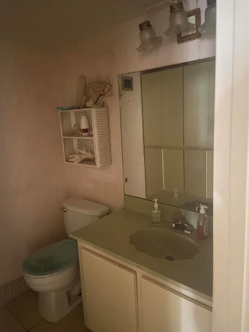 3330 Spanish Moss Terrace , Unit 406, Lauderhill, FL 33319 Photo
