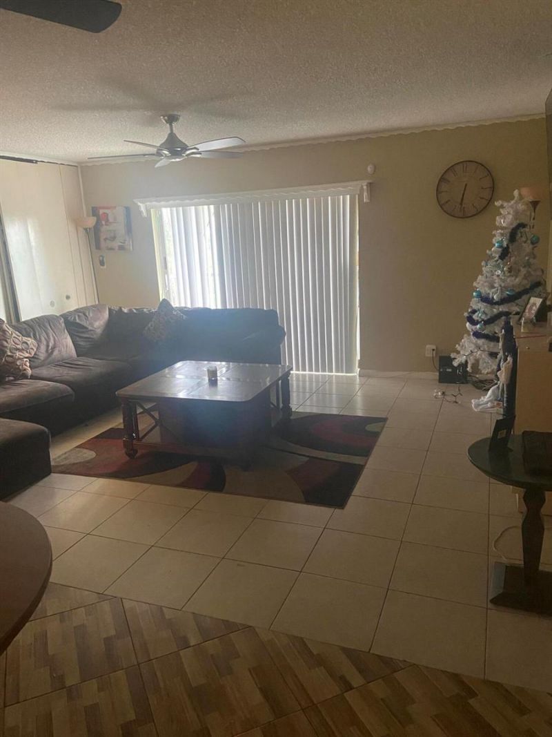 3330 Spanish Moss Terrace , Unit 406, Lauderhill, FL 33319 Photo