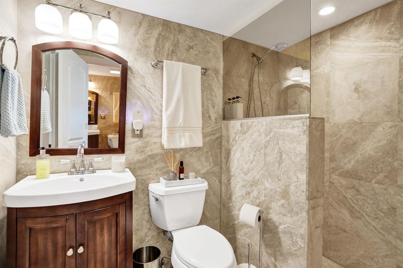 801 S Federal Highway , Unit 301, Pompano Beach, FL 33062 Photo