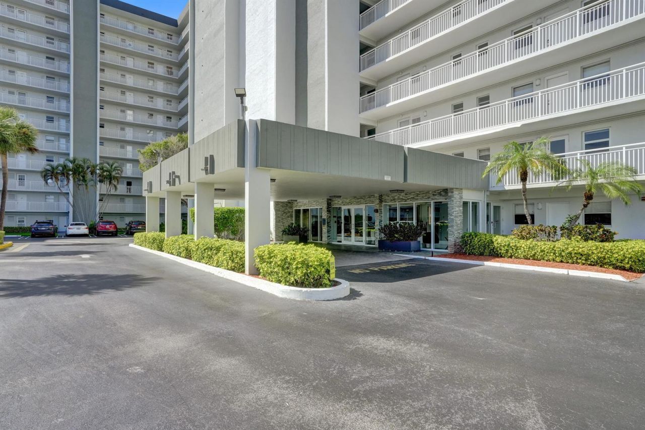 801 S Federal Highway , Unit 301, Pompano Beach, FL 33062 Photo