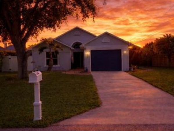 6418 Pompano Street , Jupiter, FL 33458