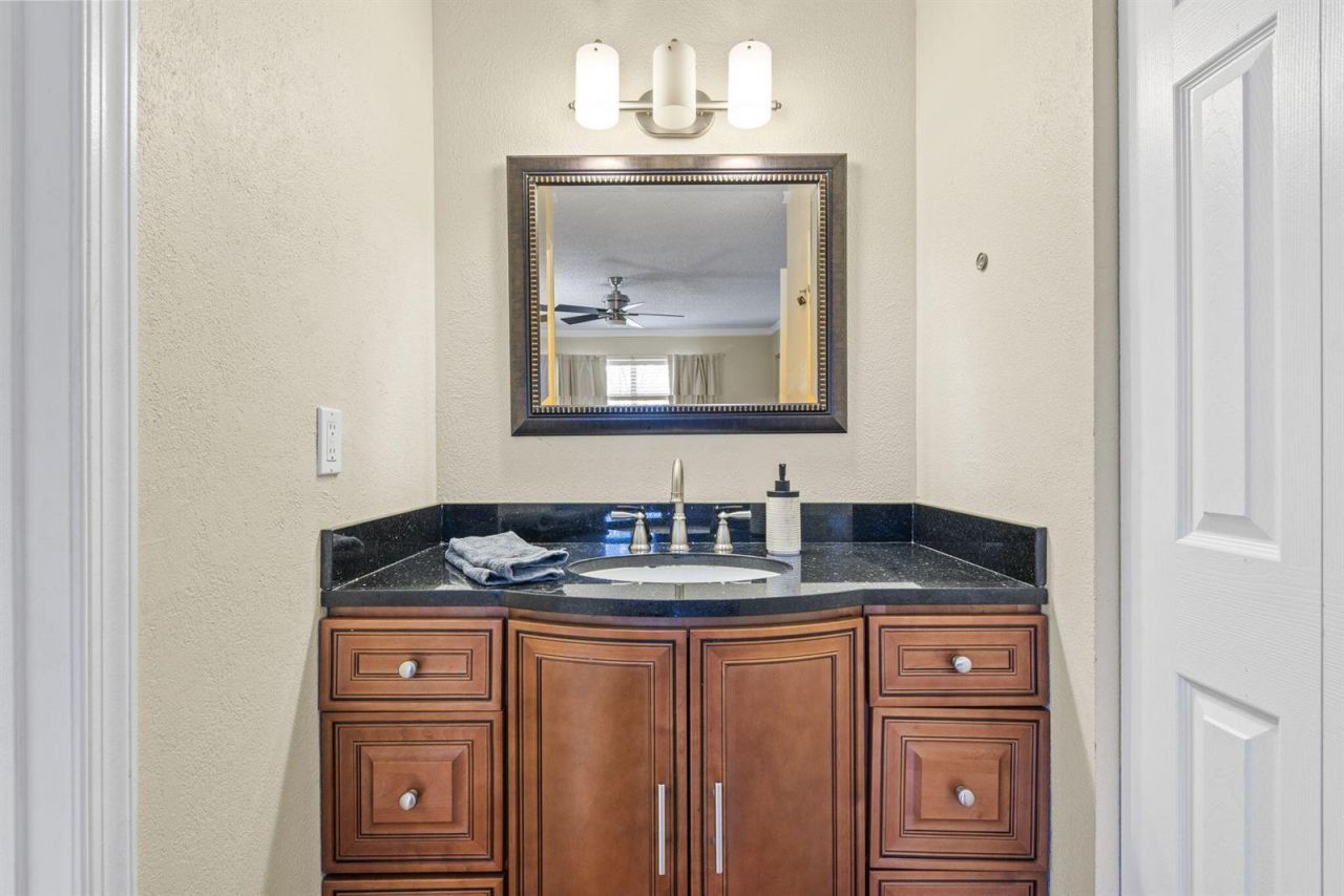 6300 S Falls Circle Drive , Unit 311, Lauderhill, FL 33319 Photo