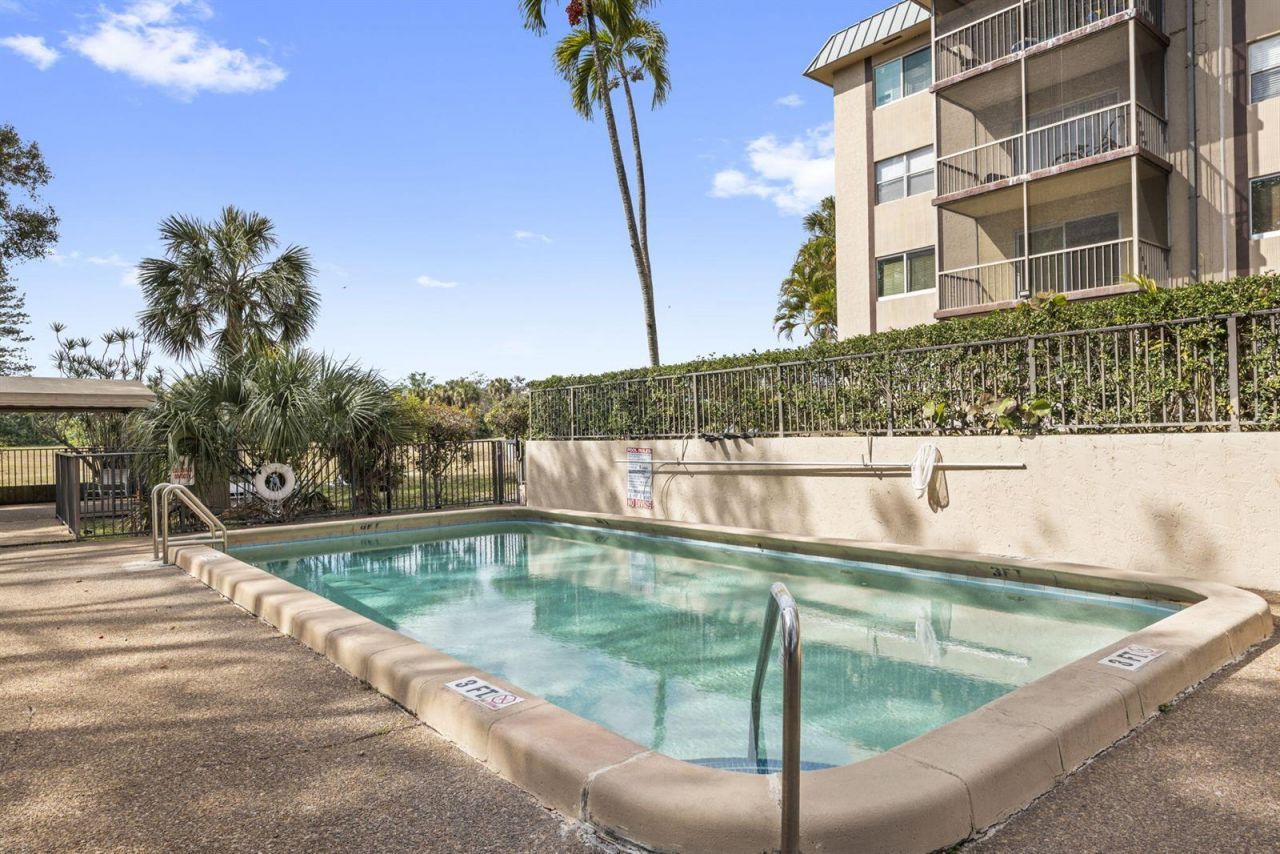 6300 S Falls Circle Drive , Unit 311, Lauderhill, FL 33319 Photo