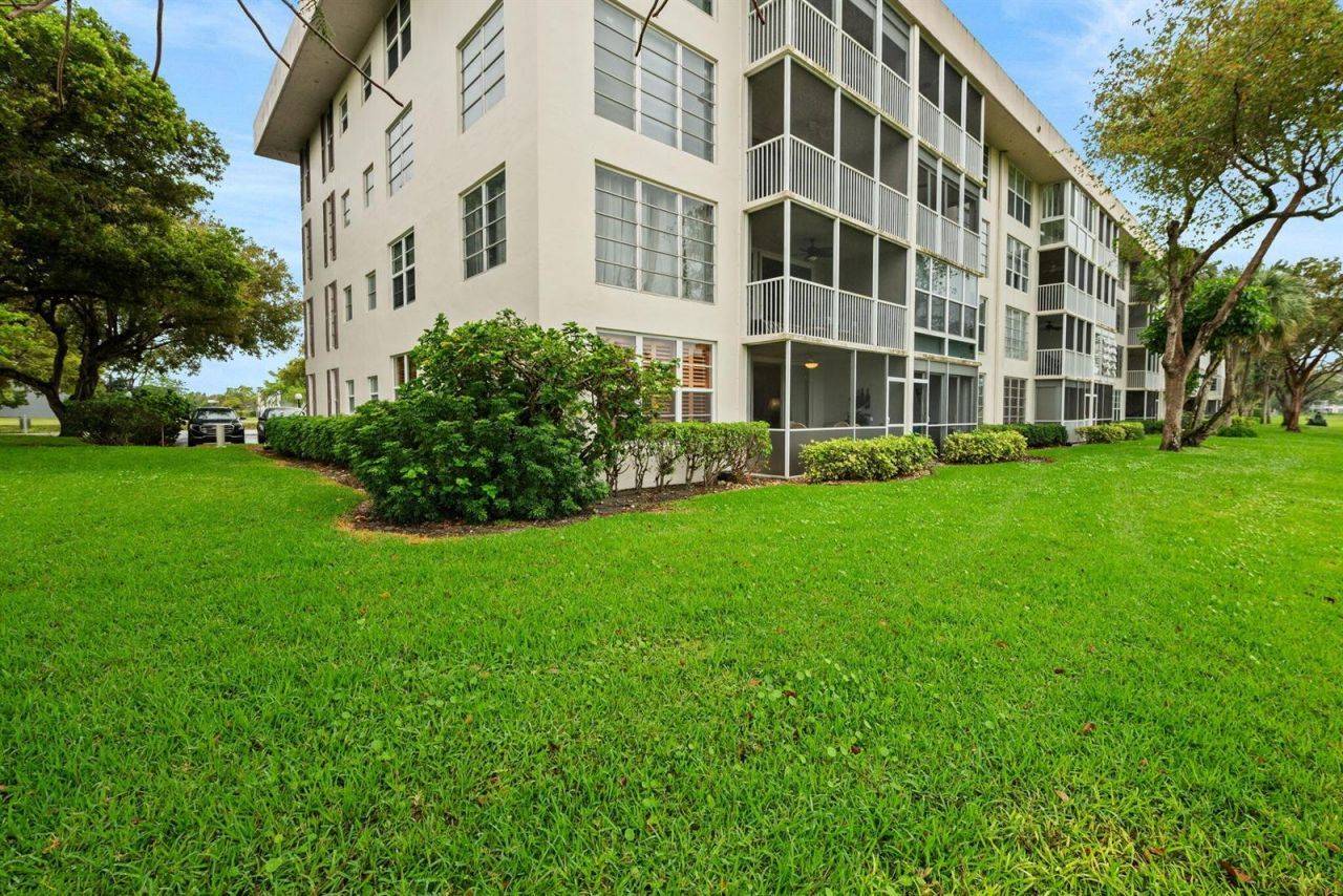 2651 S Palm Aire Drive , Unit 101, Pompano Beach, FL 33069 Photo
